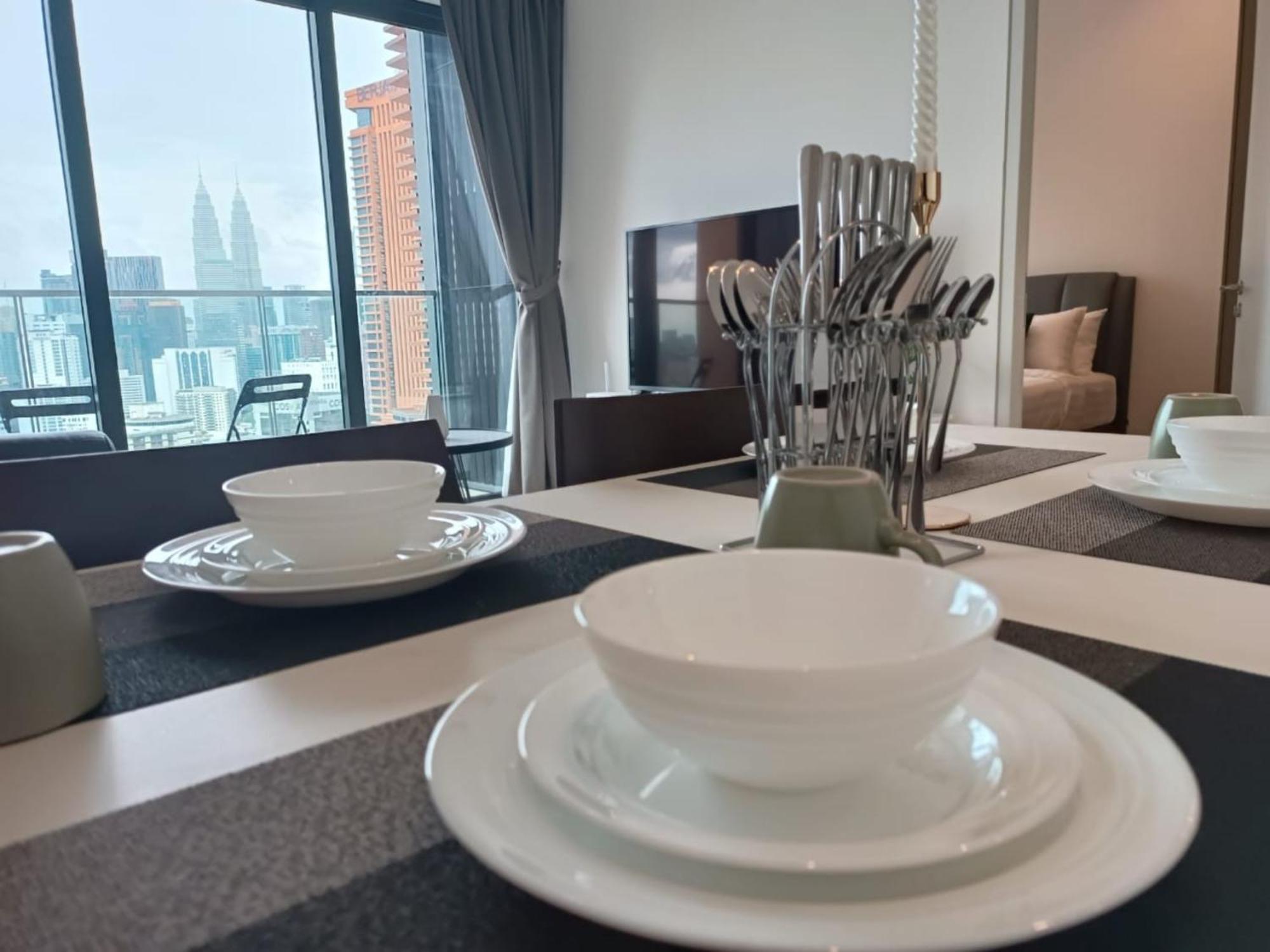 Robertson Special Kl Apartment *