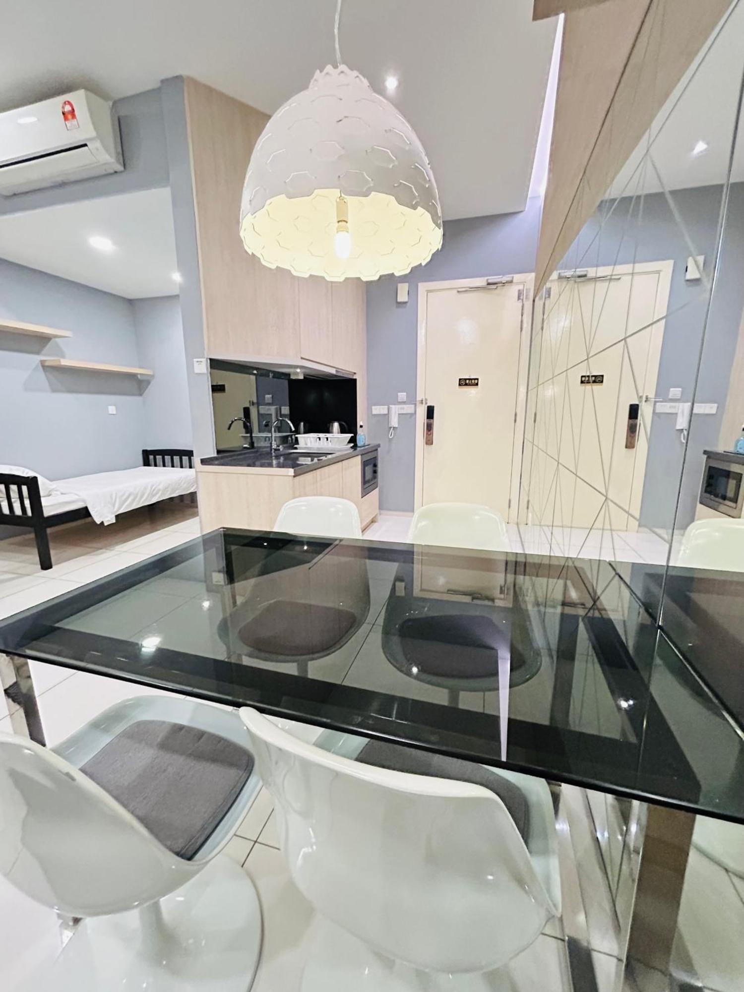 Apartment Robertson Special Kl